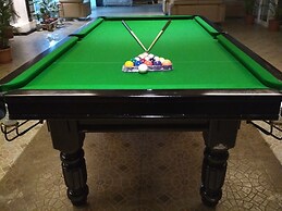 White Castle  (Boutique Apartment Hotel)