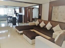 White Castle  (Boutique Apartment Hotel)