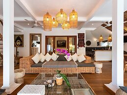 Villa Waterlily by Villa Finder