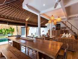 Villa Waterlily by Villa Finder