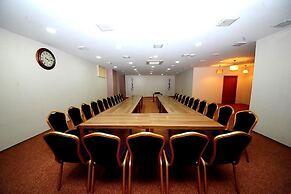 Yucel Hotel