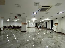 Yucel Hotel