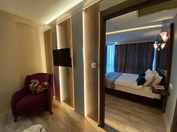 Yucel Hotel