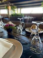 Yucel Hotel