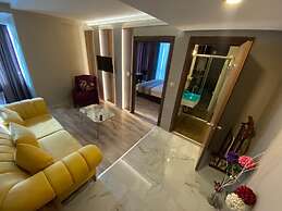 Yucel Hotel