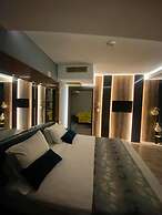 Yucel Hotel