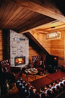 Karinna Forest Houses