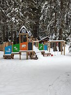 Karinna Forest Houses