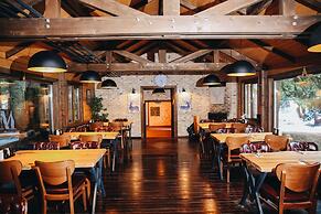 Karinna Forest Houses