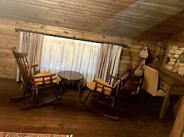 Karinna Forest Houses