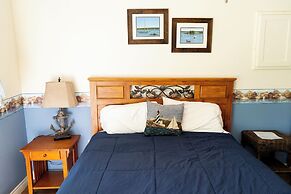 Dominion Hill Country Inn