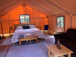 Dominion Hill Country Inn