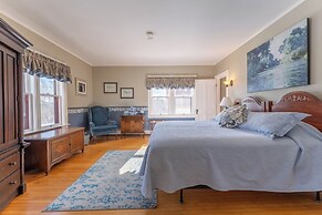 Dominion Hill Country Inn