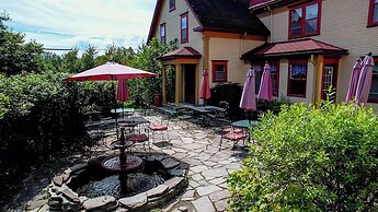 Dominion Hill Country Inn