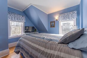 Dominion Hill Country Inn