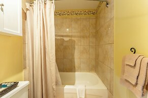 Dominion Hill Country Inn