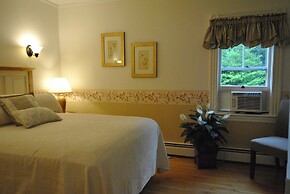 Dominion Hill Country Inn