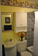 Dominion Hill Country Inn