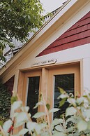 Dominion Hill Country Inn