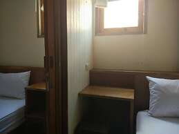 Suneta Hostel Chiang Mai