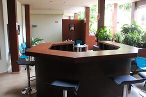 All Days Inn and Out