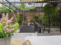 All Days Inn and Out