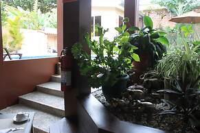 All Days Inn and Out