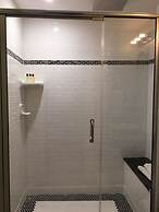 Judson Heath Colonial Inn