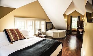 Judson Heath Colonial Inn