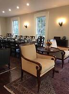 Judson Heath Colonial Inn