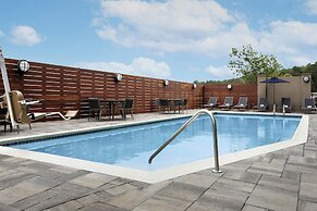 Courtyard by Marriott Atlanta Kennesaw