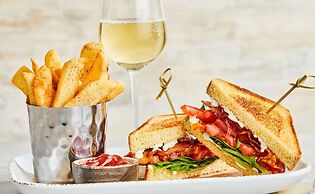 Courtyard by Marriott Atlanta Kennesaw