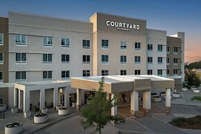 Courtyard by Marriott Atlanta Kennesaw