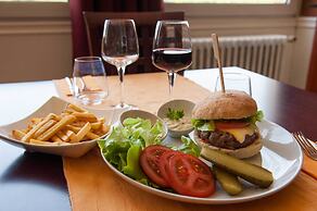 Hotel Restaurant  Rive Gauche