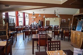 Hotel Restaurant  Rive Gauche
