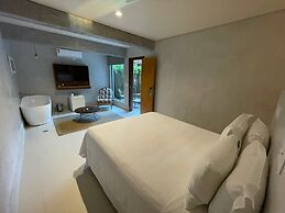 Hiu Hotel