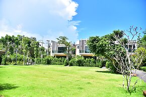 Sea & Sea Villa Resort Sangaroon