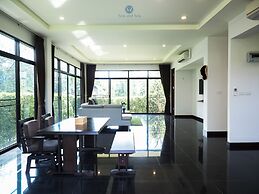 Sea & Sea Villa Resort Sangaroon