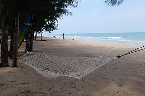 Sea & Sea Villa Resort Sangaroon