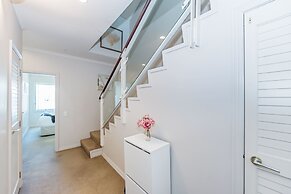 Luxury 3BR Waterfront Penthouse