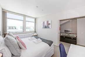 Luxury 3BR Waterfront Penthouse