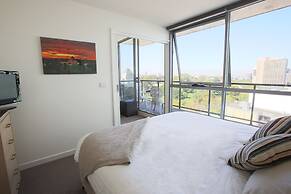 Melbourne by the Botanical Gardens