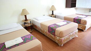 Cabua-an Beach Resort - Hostel