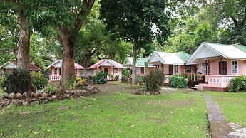 Cabua-an Beach Resort - Hostel