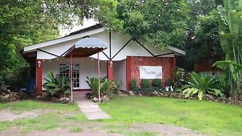 Cabua-an Beach Resort - Hostel