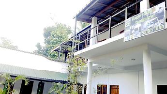 Eagle Safari Family Bungalow Udawalwe