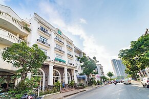 Collection O Emerald Luxury Apartment - Near SECC