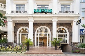 Collection O Emerald Luxury Apartment - Near SECC