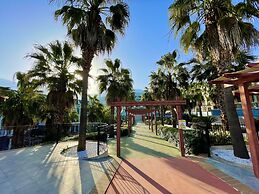 Green Forest Holiday Village