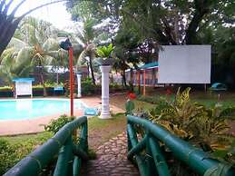 Villa Paraiso Resort & Apartelle